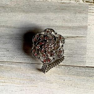 NWOT Silver and clear crystal brooch